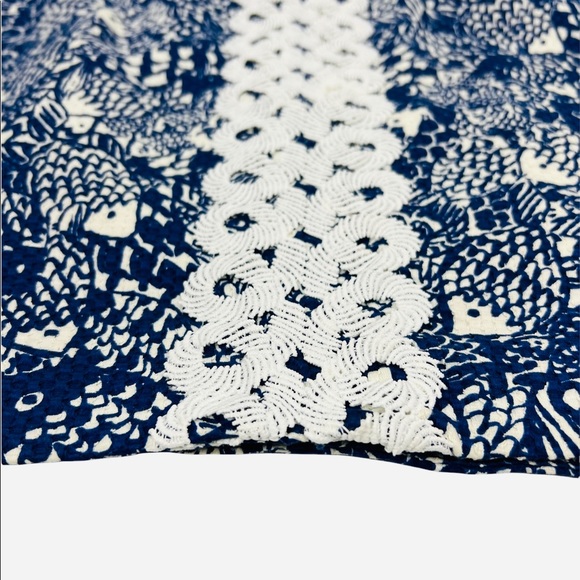 Lilly Pulitzer For Target Womens 4 Dress Blue White Upstream Fish Shift EUC - Picture 8 of 11